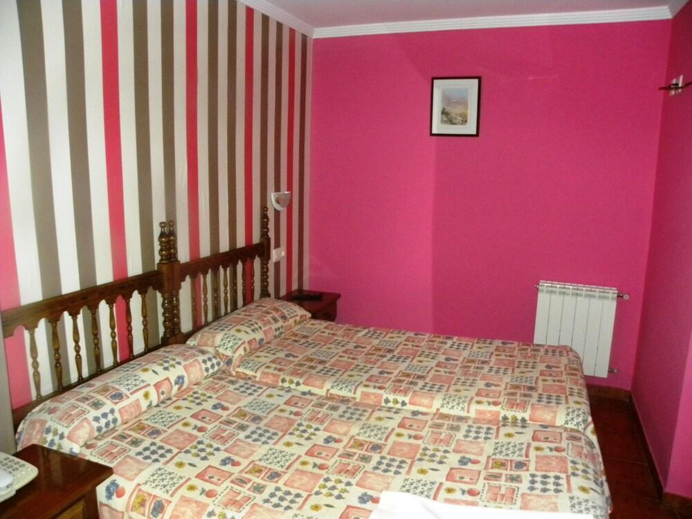 Hotel Restaurante Casa Fernando Ballota Екстер'єр фото